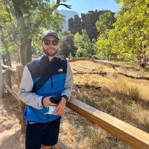 Meet your Posher, Evan